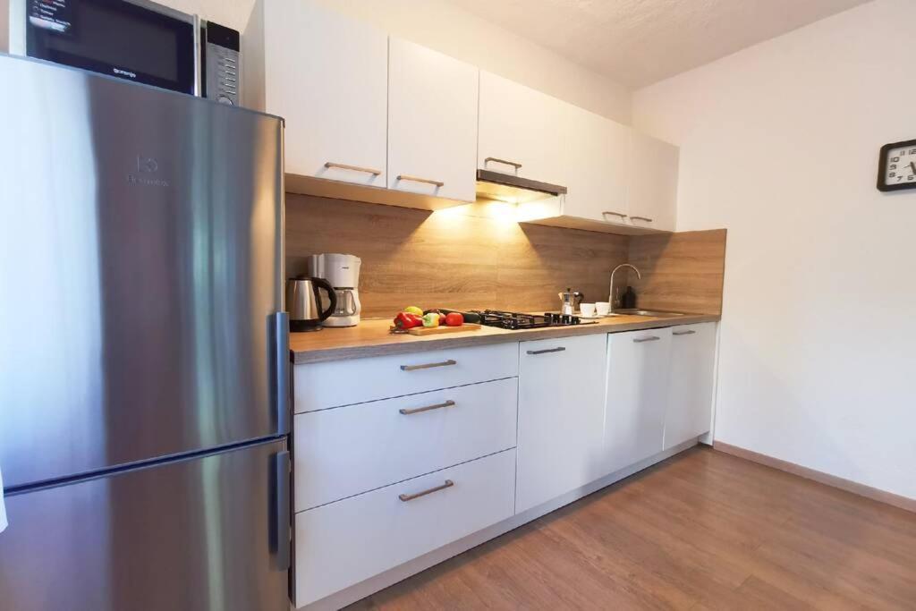 Apartment Samlandin Крк Экстерьер фото
